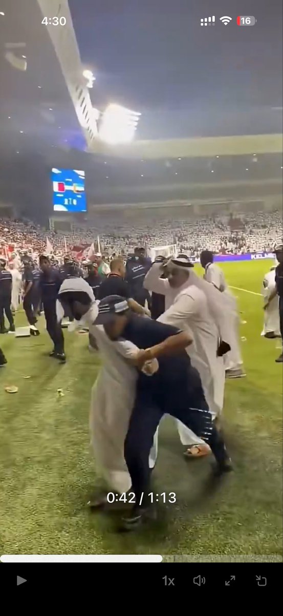 humanrightsKPK's tweet photo. @Aksak2006 Look in tv screen its was between UAE and Qatar 🇶🇦 
Its not today match with Saudia
Please don’t share wrong 😑 video https://t.co/U6QftNKvm4