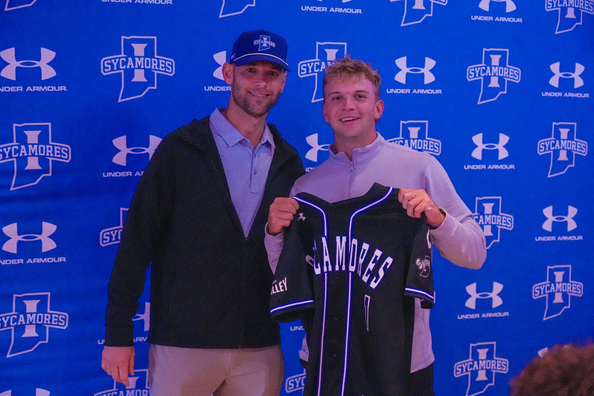 IndStBaseball's tweet photo. First overall players and pitchers are off the board - we'll have full rosters tomorrow afternoon (barring any trades)

See everyone at The Bob on Thursday at 6 p.m.!

Team Dorsett - @MasonRoell, @Ty_Brooks5 
Team Ruoff - @Cadenmiller3737, @MaxMcEwen3 

#MarchOn https://t.co/OoZENNZ9f2