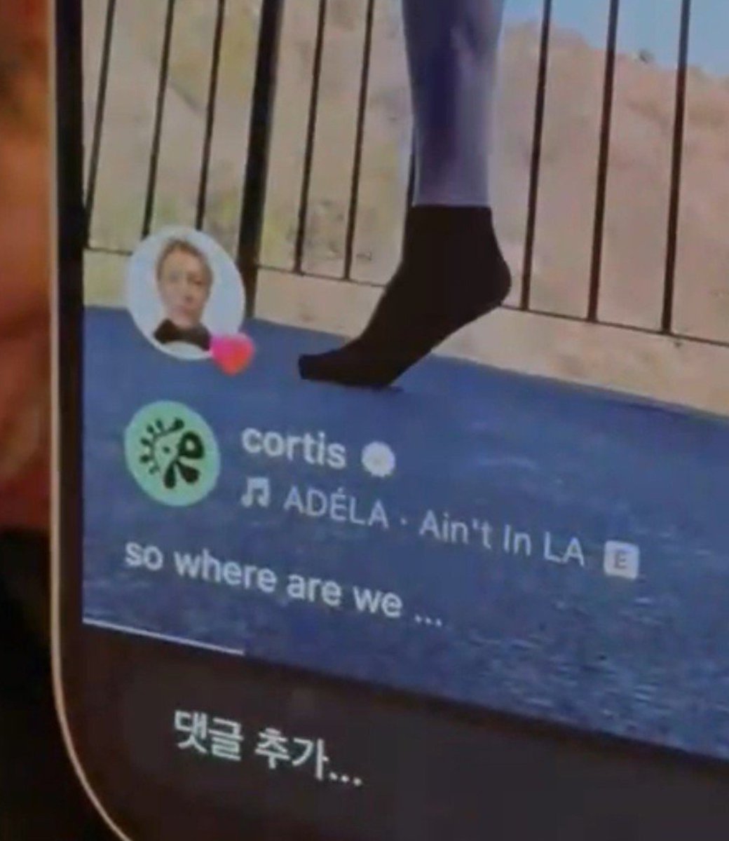 f1lthycortis's tweet photo. not keonho accidentally exposing martin personal instagram account on weverse live https://t.co/JxVMCGXidJ