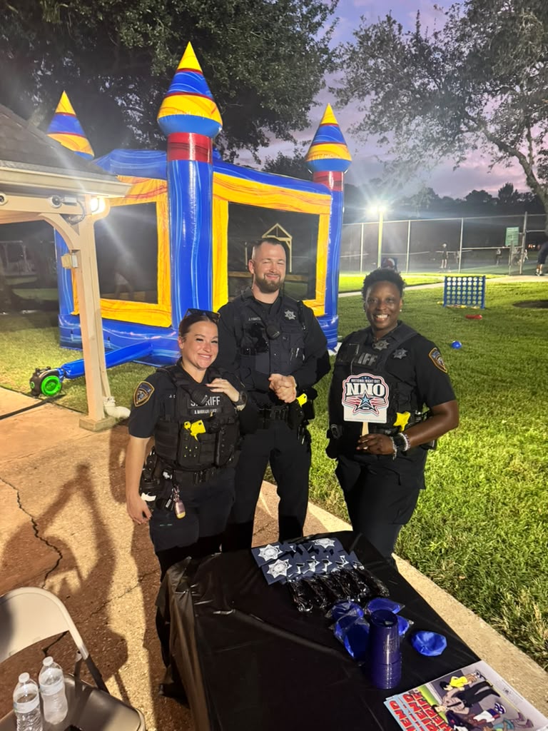 HCSOTexas's tweet photo. National Night Out at Spring Creek Forest! Deputies Pickett, Painter, and Digulio were out tonight, spending time with neighbors and enjoying the festivities.
#NNO2026 #HCSONNO2026 https://t.co/5MjapWYMzV