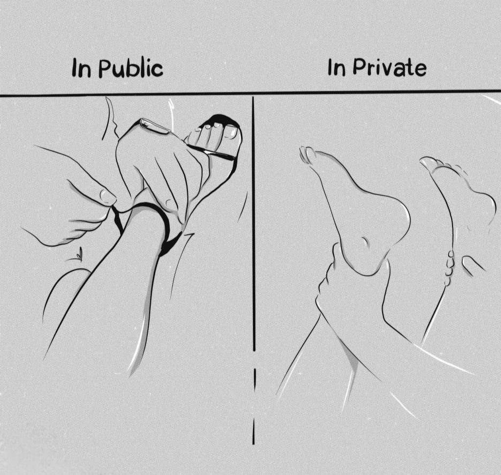 caleo2021's tweet photo. A tus pies en público y con tus pies encima o sobre mis hombros en privado https://t.co/5S8FY53jlk