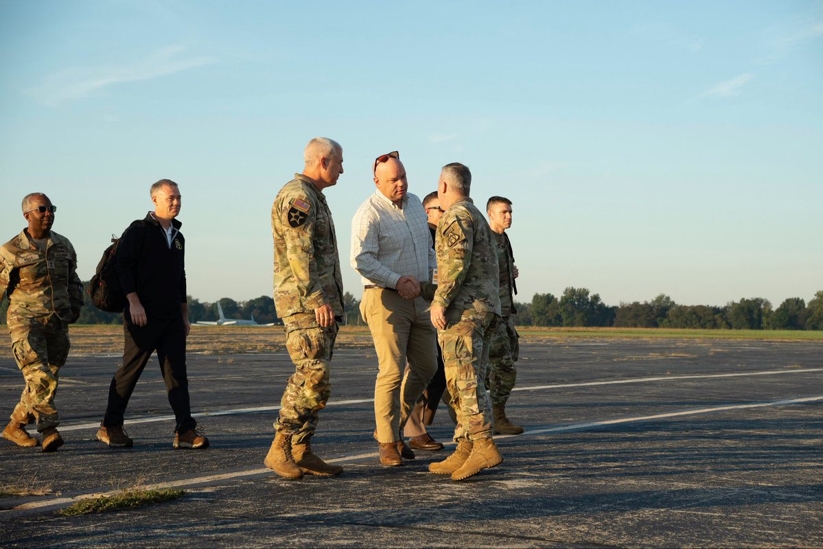 SecArmy tweet picture