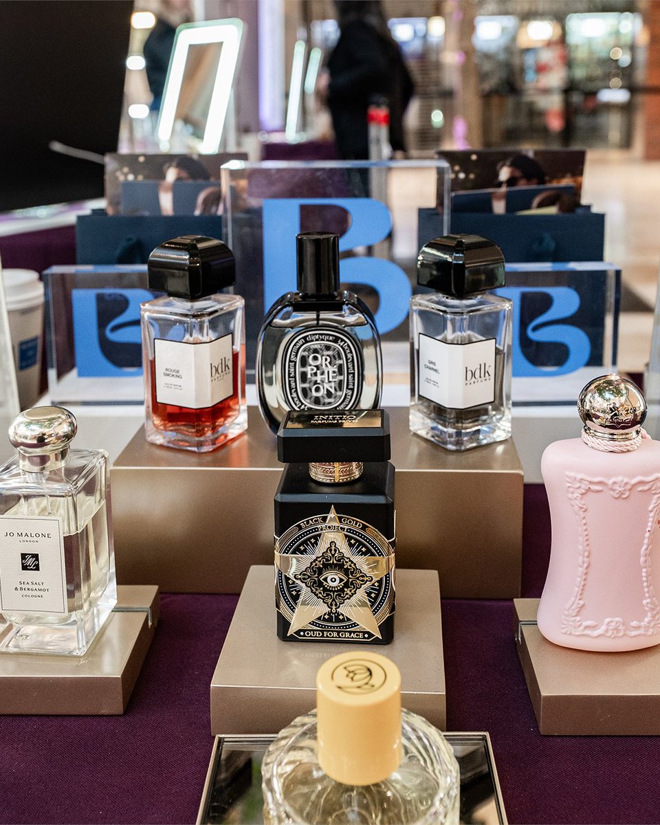 BelleCollection's tweet photo. From nail art to hair tinsel and choosing your perfect scent for fall, the beauty booths brought an interactive experience to the Fall Edit. 

📸: Vivian Hsu Photography https://t.co/onqbO9iN9R