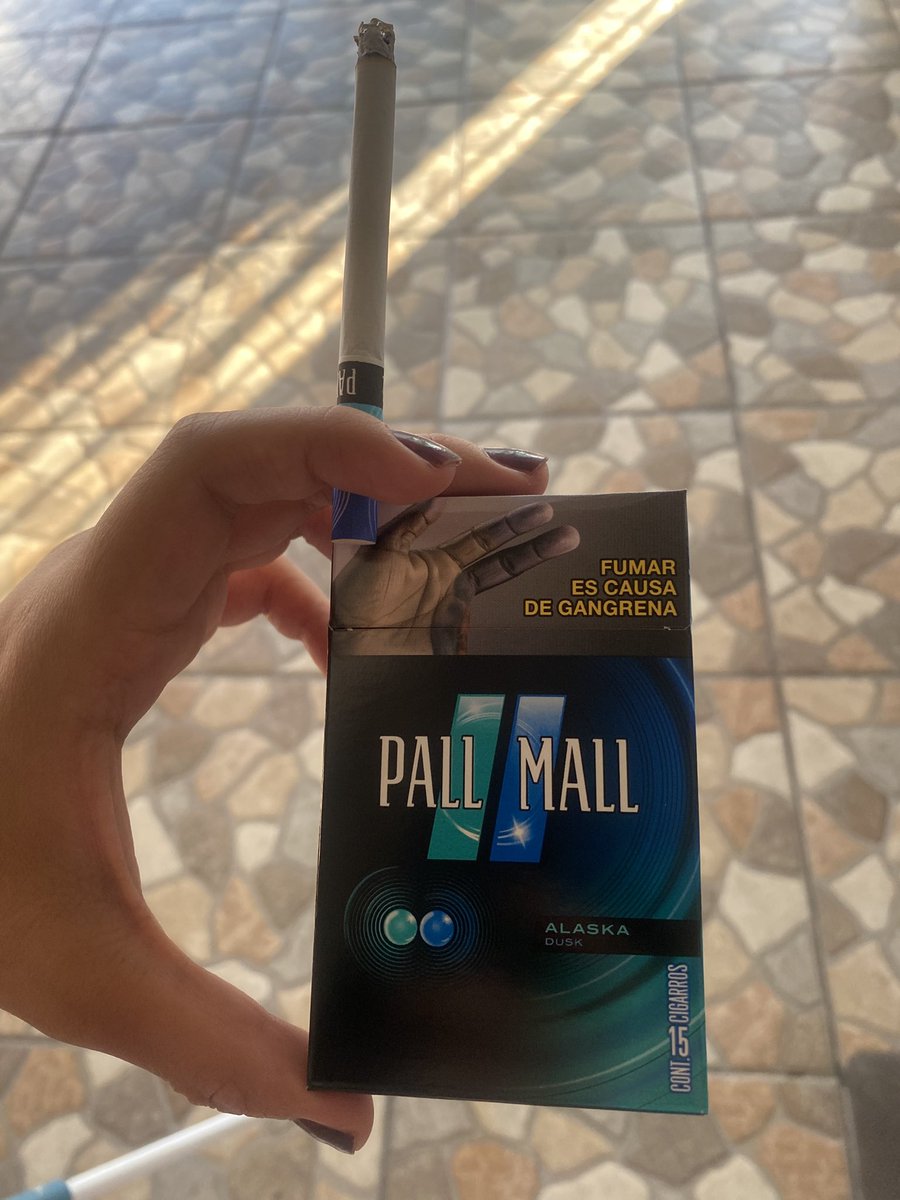 eliwoosdlg's tweet photo. al final si acompleté pa mis cigarros https://t.co/saEFcefcJb