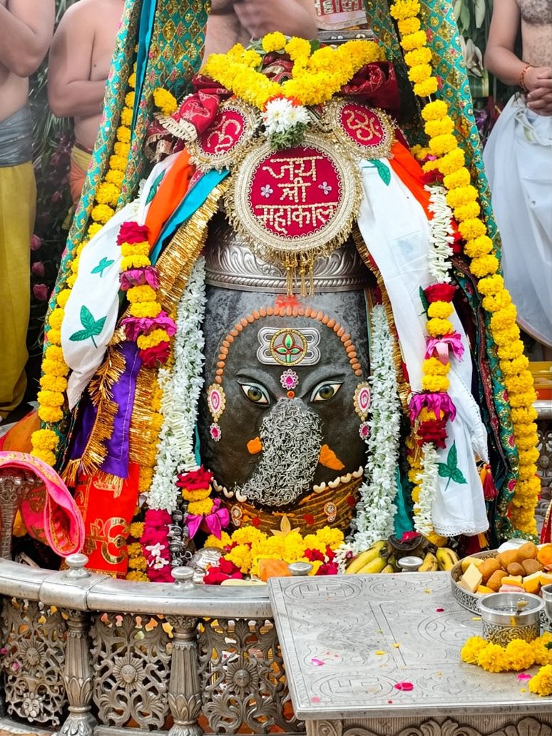 12Jyotirling's tweet photo. श्री महाकालेश्वर भस्म आरती दर्शन | 07.10.2026

Shri Mahakaleshwar Bhasma Aarti Darshan | 07.10.2026 https://t.co/qIOKhNG3DR