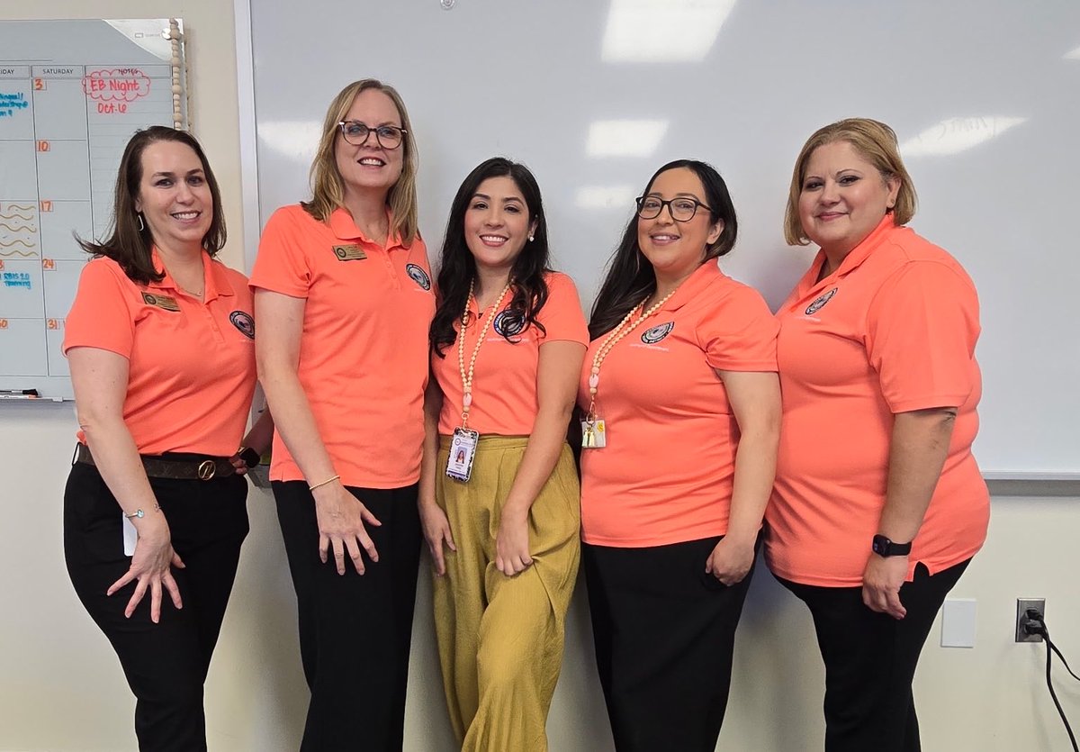 MsAMontemayor's tweet photo. So thankful for our Dual Language IST's @Jaleydapz and @AnaQuiroz0403 !ππ They do so much to support all of our elementary campuses! Thank you for all you do, we couldnβt do this without you two! π«ΆπΌ@CISD_ML #instructionalcoachesappreciationday https://t.co/NE4uIR1inG