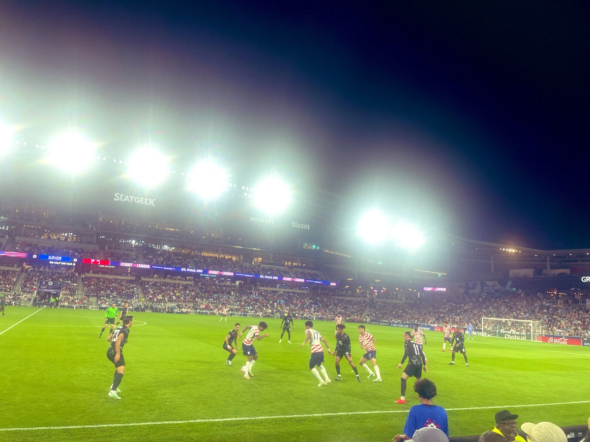 elisabelfiori's tweet photo. Celebrating #Messi watching team USA 🇺🇸 vs Canadá 🇨🇦 #ElUltimoTango 🇦🇷 #AD10S 🐐 @allianzfield https://t.co/ChpGukBlPe