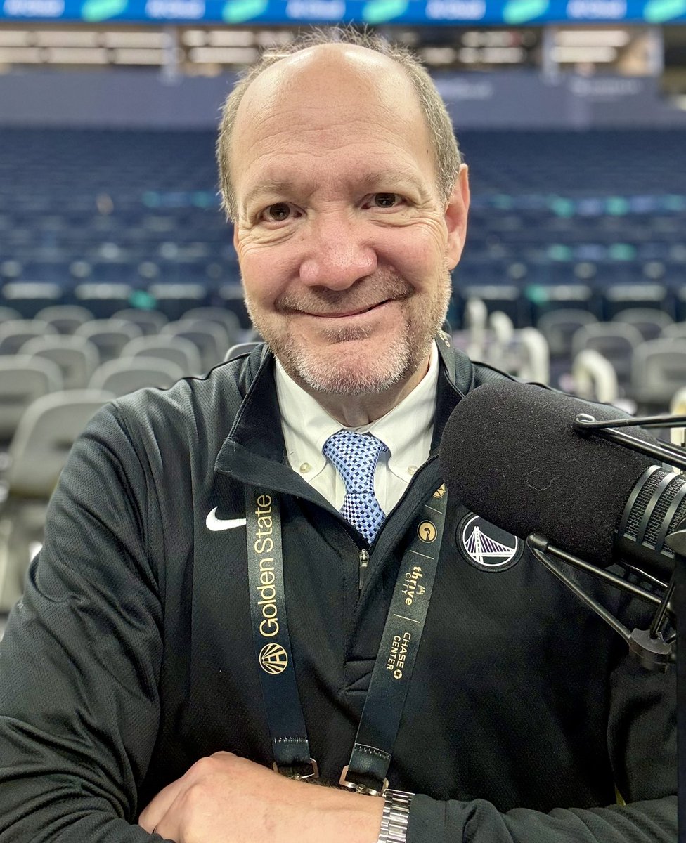 SteveScottNEWS's tweet photo. I’m honored to be back for my second season as public address announcer for the Golden State Warriors at Chase Center. My 28th season as an @NBA PA Announcer. @Warriors vs @Lakers. Preseason game 1/3 https://t.co/FSVw5feON5