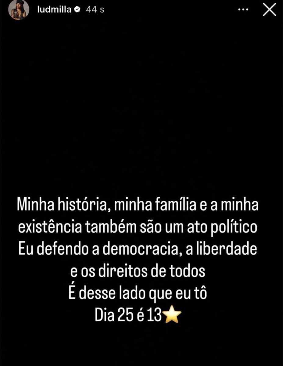 afrochato's tweet photo. DEUS SABE DE TODAS AS COISAS 

LUDMILLA É 13 https://t.co/BDNJgG5VDL