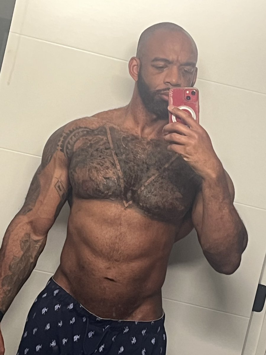 TheBlackHulk06's tweet photo. I need a dedicated sub into tattoos that love to see me inked up more 💉💪🏾😈🙇 

Gift in Throne
https://t.co/BUBLOSFbiv

 #musclemaster #alpha #bdsm #dominant #muscleworship #cashmaster #findom #bnwo @slave_here @diamond__here https://t.co/gBuFBtR03b