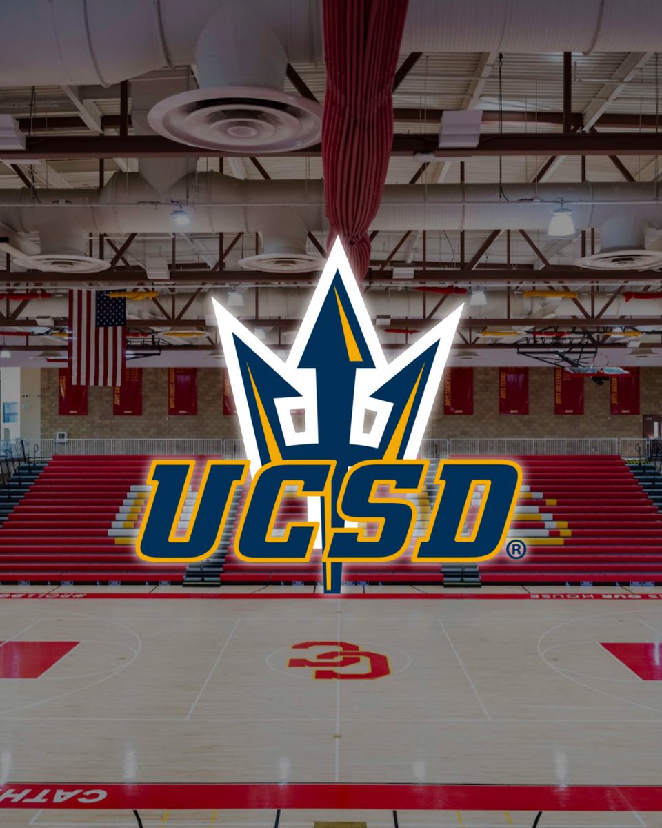 wolfgang_wood's tweet photo. Thank you UC San Diego for coming by practice today!🏀

@cchsdonsbball https://t.co/PjX4fa7ny0