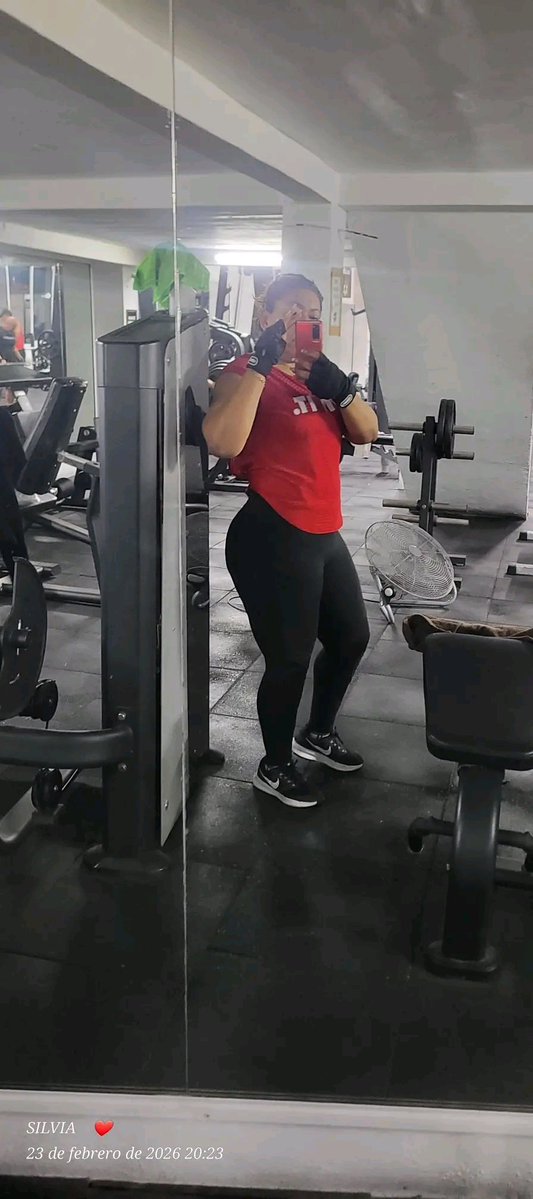 todoistmo's tweet photo. La milf Silvia de Salina Cruz asta los couch ya se la an dado https://t.co/DylwBpHTMJ