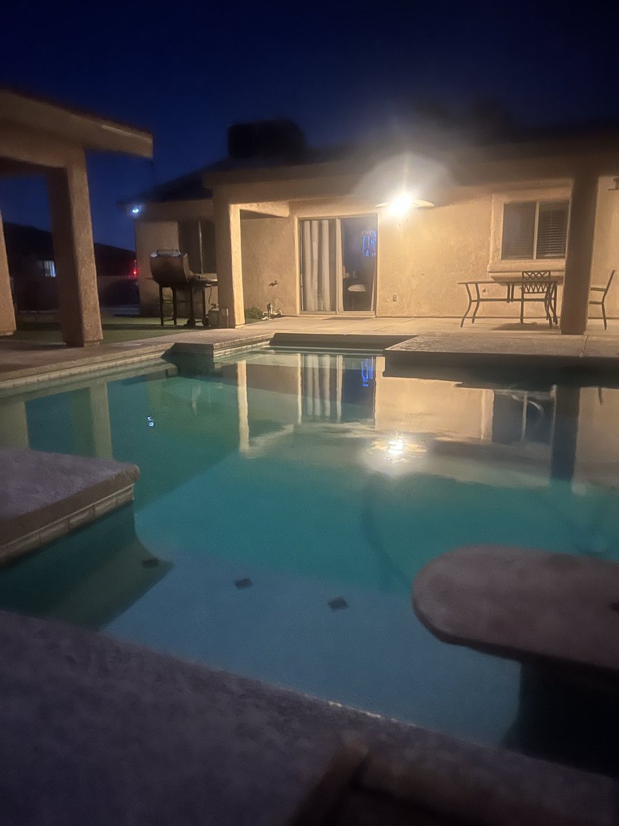 Daishaun35896's tweet photo. my smoke spot https://t.co/M6bLGlqZrF