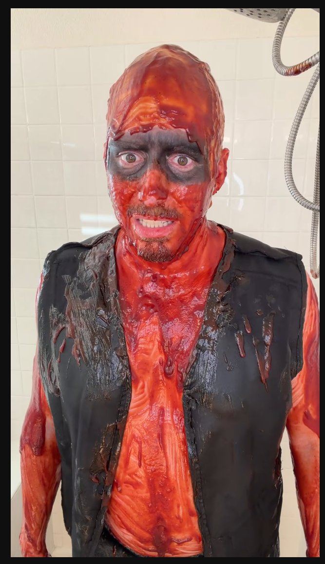 DeskOfAltoClef's tweet photo. Technically this photo is under creative commons. @site_42 106 cosplay LIVE at https://t.co/DwJpaN8MsO 

#SCP106 #scp106cosplay #site42 https://t.co/ETj7EzW2Ia