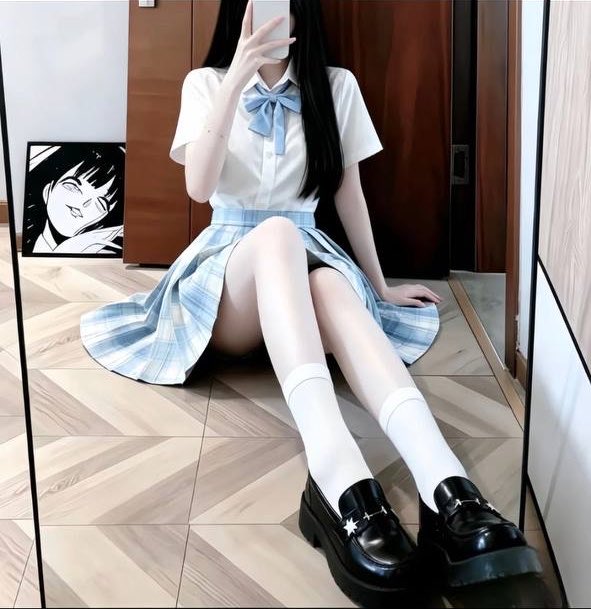 cathy86gu4's tweet photo. 刚睡醒！在校高中学生…

有人要锐评我的福吗？

1：看福    2：看🐻

Luo照  实况！！,不许转发嗷…… https://t.co/Nd5OSWIuhZ