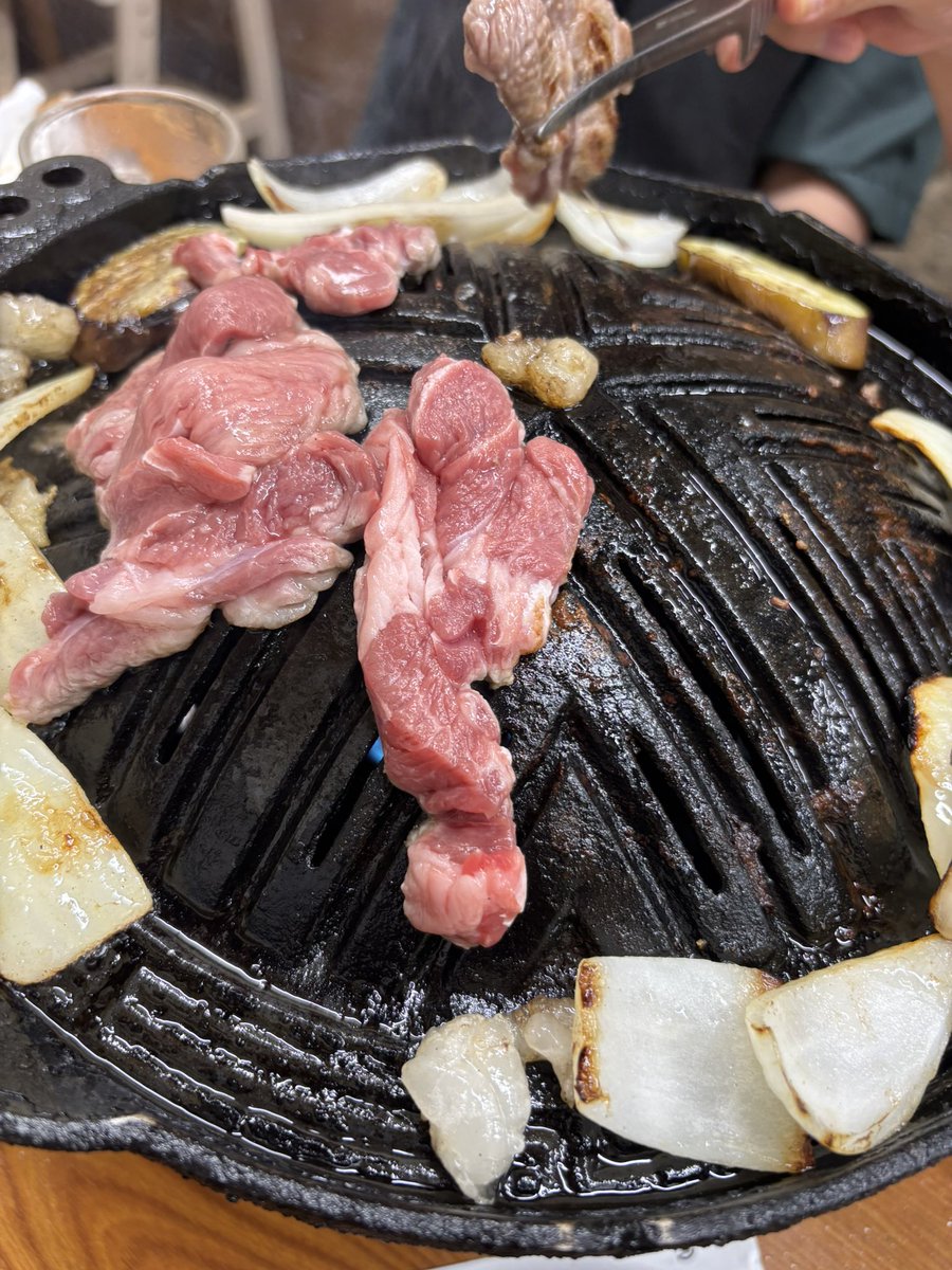 aishida441's tweet photo. 本日は名古屋。幼稚園・学法認こ経営の本質は教育です。そして人(職員及び保護者)との関係づくりが必須条件です。教育には環境・カリキュラムが含まれます。しかし縮小マーケットにおいては、需要に合わせた園児の受け入れ体制と運営内容が最優先に問われています🙂東京立川のジンギスカン羊はち😋 https://t.co/LmE3Pg2nyI