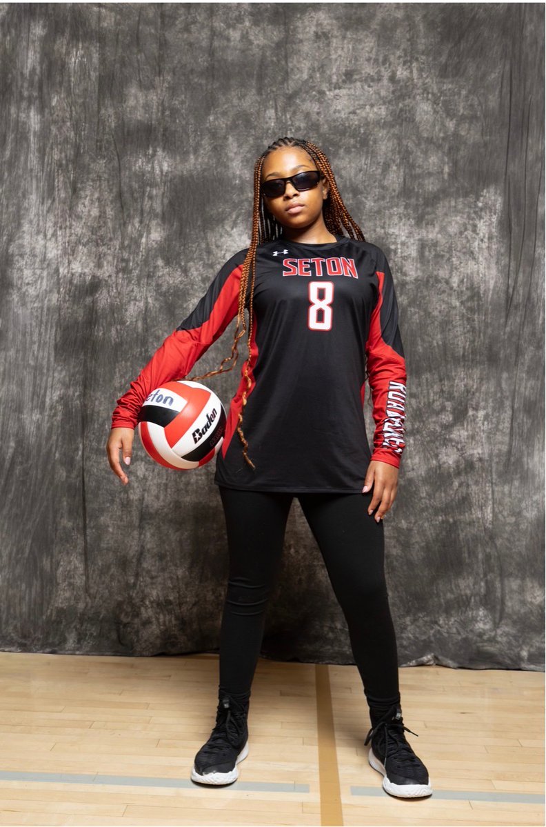 AvaBerkeley2029's tweet photo. Media day hits different. 📸🔥

@TopPreps @PrepVolleyball

@BIGBALLINMEDIA

#classof2029 #setonvolleyball #prepvolleyball https://t.co/QTG3n5JwUv