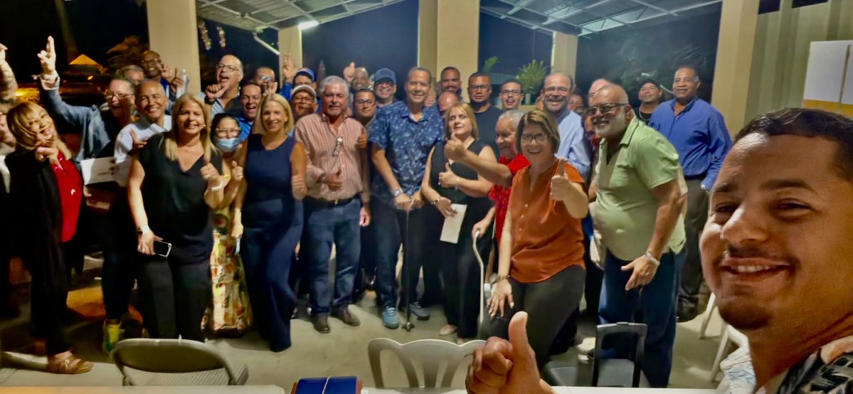 RepJorgeNavarro's tweet photo. 🌴! El Precinto 5 está listo!

Gracias de corazón a todo nuestro liderato del Precinto 5 de San Juan por decir presente en la reunión de ratificación de nuestras seis unidades y del Comité de Precinto.

Contamos con la presencia del Secretario del PNP, Jorge Santini; el Comisionado Electoral, Aníbal Vega Borge; el Comisionado Electoral de San Juan, Fernando Ríos; los senadores Nitza Morán y Juan Oscar Morales, junto a todo nuestro liderato de precinto.

Hoy no fue simplemente una reunión. Fue una demostración de organización, compromiso y unidad. Volvimos a poner en marcha nuestra estructura, coordinamos esfuerzos y dejamos claro que nuestro equipo está trabajando y preparándose para los próximos comicios.

En política, la organización se construye con trabajo; el liderato se demuestra con presencia; y los resultados se construyen desde la base.

¡Se acabaron las excusas! ¡Aquí hay equipo, hay organización y hay compromiso con San Juan!

🌴🌴 #ElCorreCamino
#Precinto5 #SanJuan #Organización #Unidad #Liderato