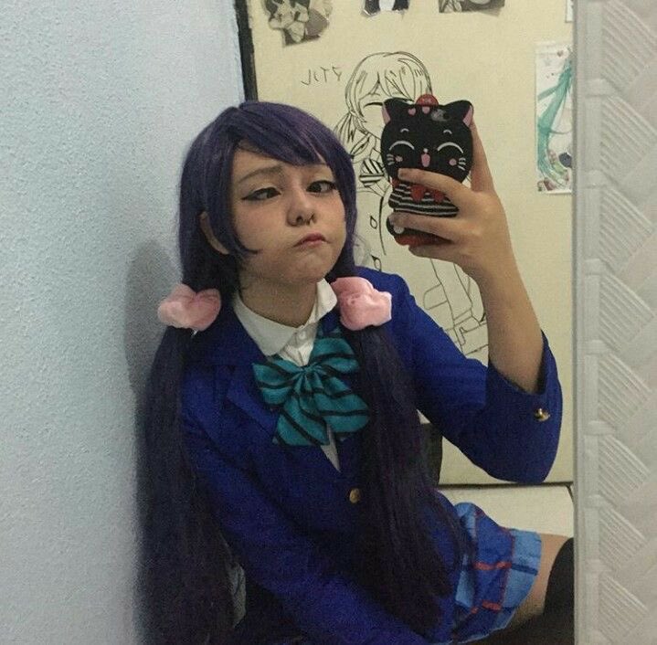livimiiau's tweet photo. toda garota cronicamente online já quis ser uma dessas meninas em 2018 https://t.co/GVtOMpBQ2i