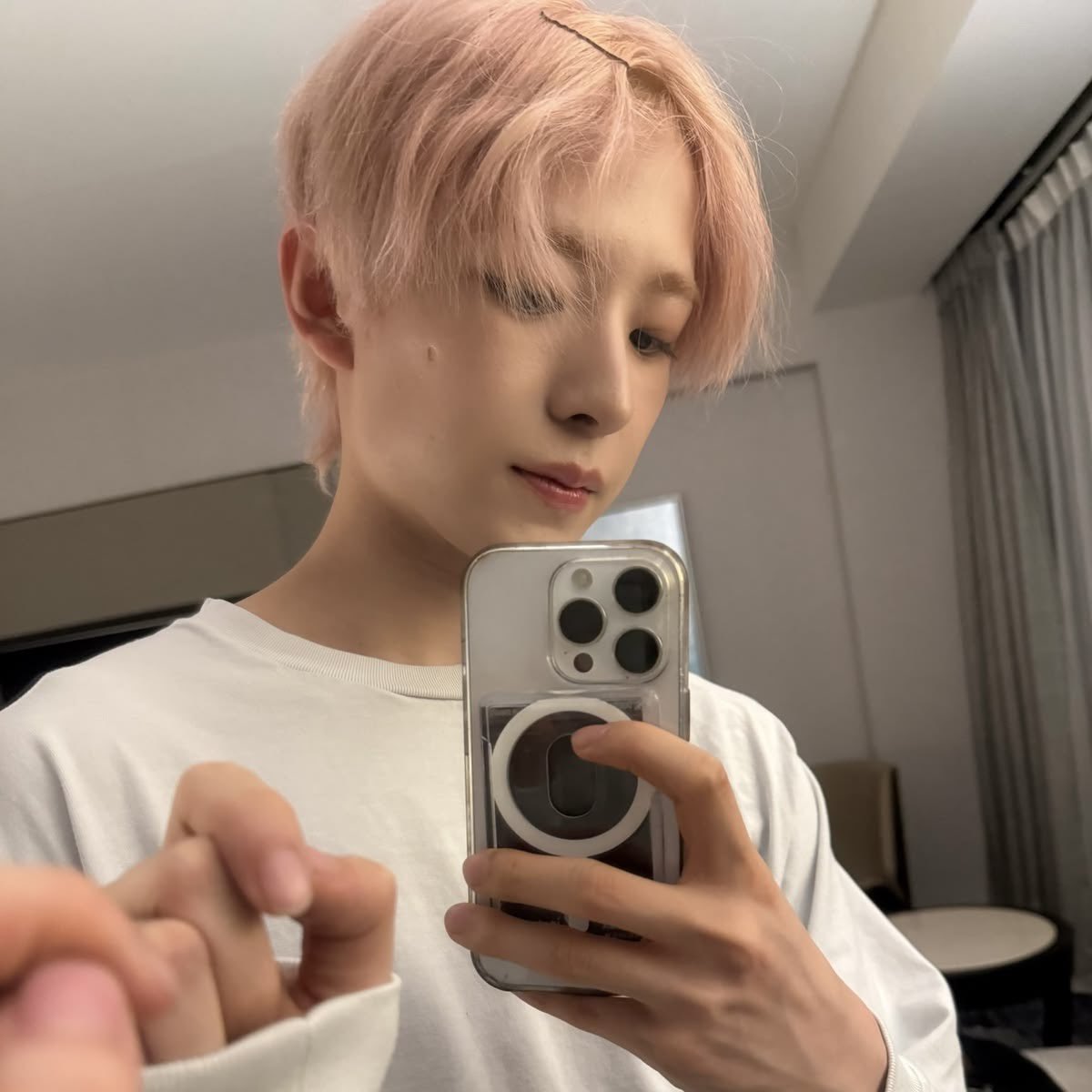 fioreeear's tweet photo. i miss Yushi’s pink hair so much ｡°(°¯᷄◠¯᷅°)°｡ 🩷 https://t.co/qN6hGJ5KHA