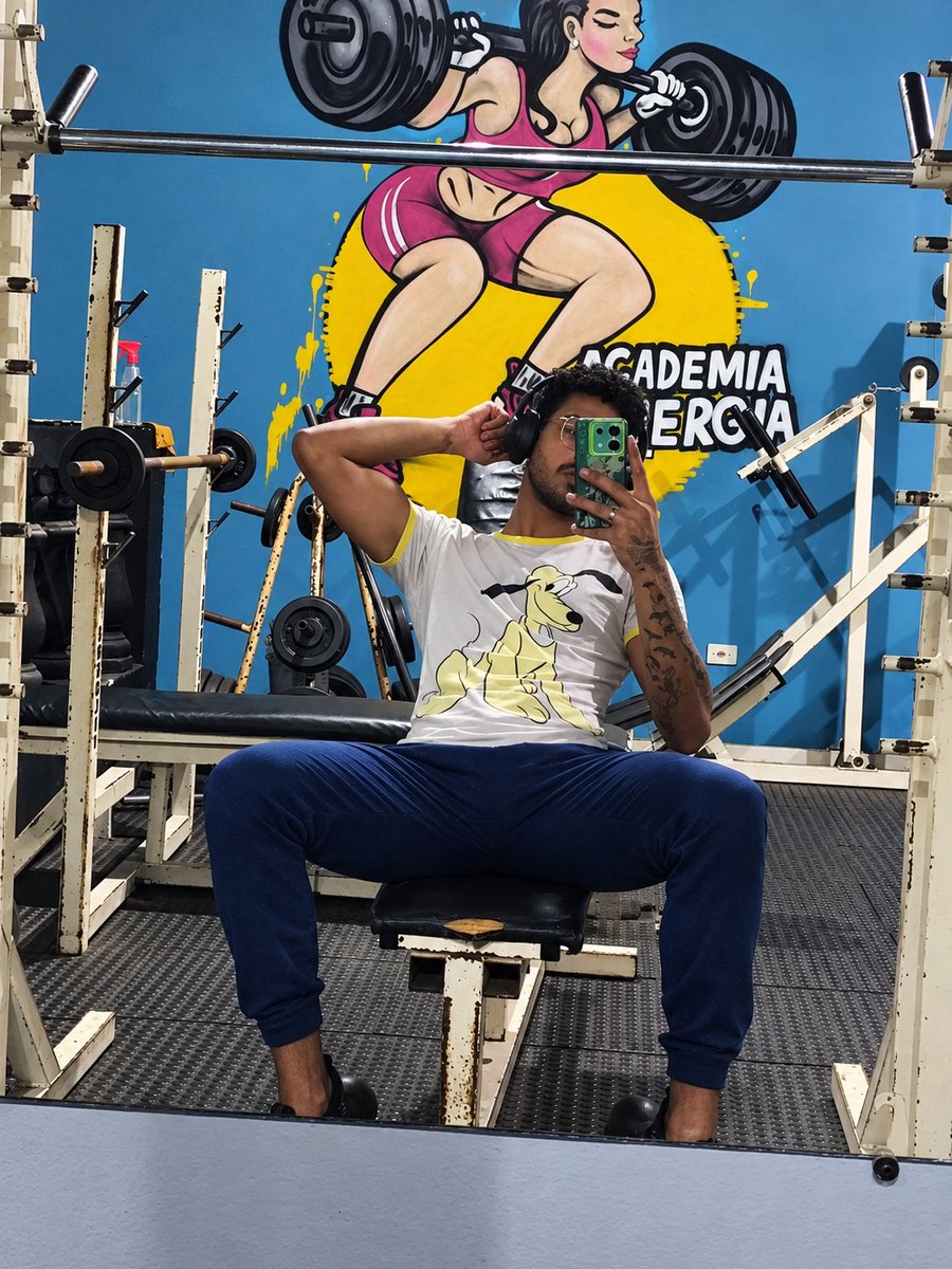 sharedyy's tweet photo. Tentando crescer (acho que está dando certo dessa vez) 😁💪🏾 https://t.co/050RqAef7P