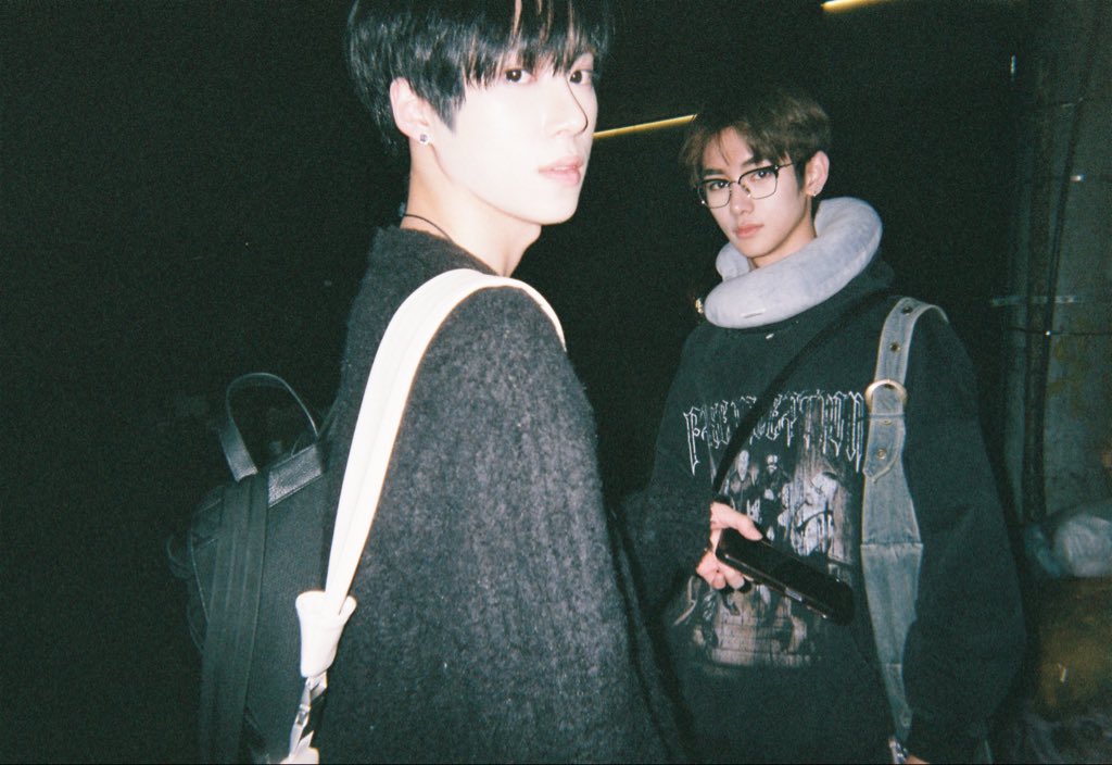 jiahaojoy's tweet photo. this genre of pre-debut haoxin https://t.co/msNzF1RbUp