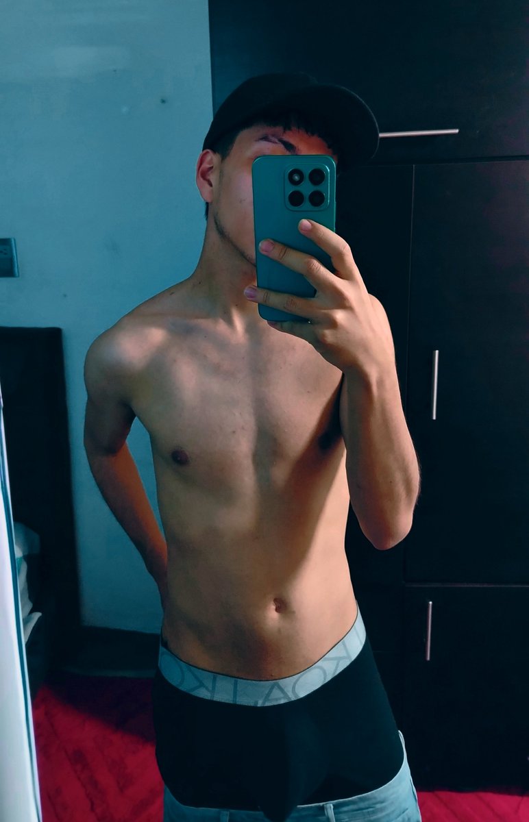 AlexxitoN57231's tweet photo. Qn me lo quita? 😜 https://t.co/QQXKCt3102