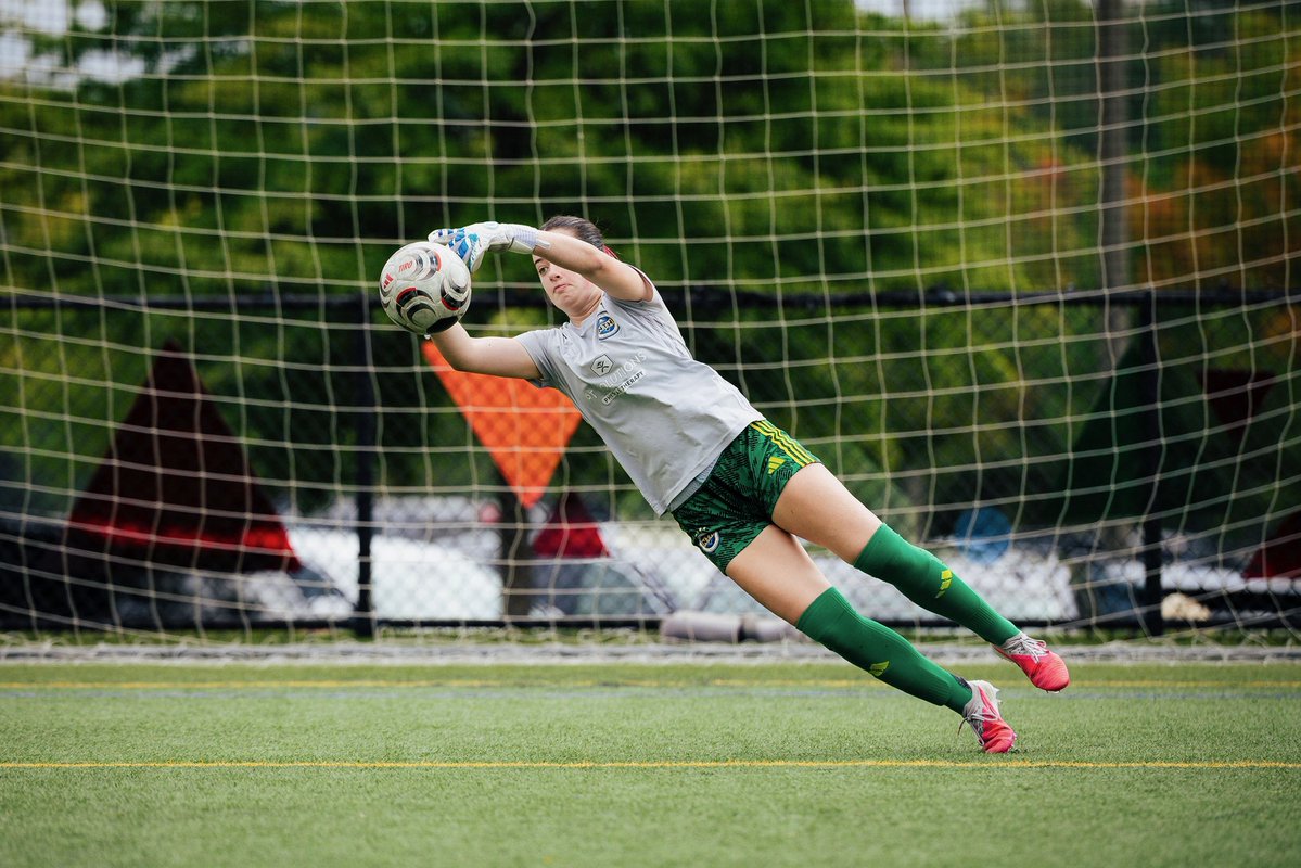 CamdenGK1's tweet photo. Game day pics!  🎩⚽️ https://t.co/KOdJ2AmrdZ