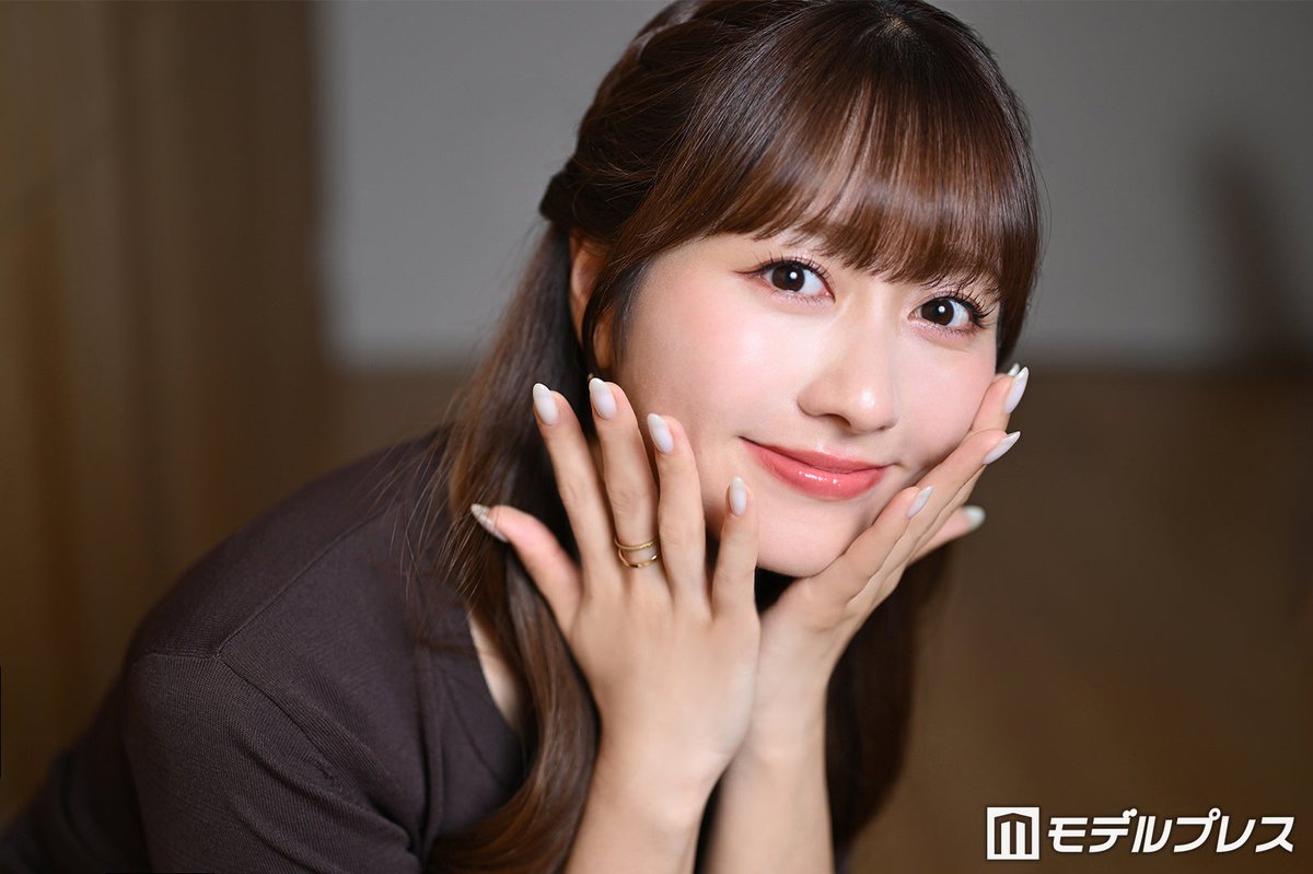 modelpress's tweet photo. 【ももクロ佐々木彩夏インタビュー前編💓】

初写真集の撮影で“1日10食”爆食💥
「フードファイターみたいな気持ち」

30年間の土台はご飯…🍚
貫いたこだわりとは「今の等身大の私を」
https://t.co/6OPiQHSd4e https://t.co/FkcigddXnt