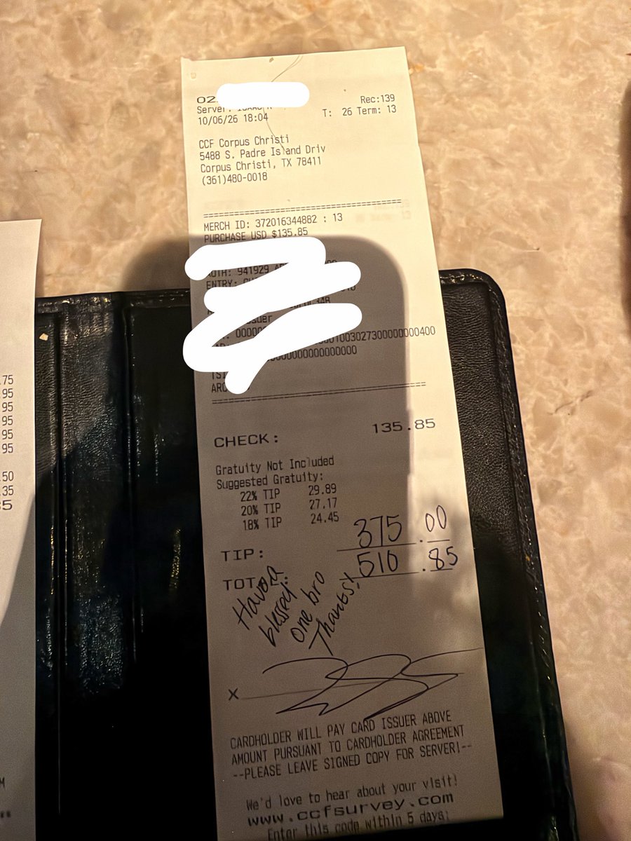 VarsityGambles's tweet photo. I don’t post this to show I have money just that I’m doing good around my community not just in the streams. Went to go eat and this awesome waiter at cheesecake so nice , just got out of hs awesome guy , 375 tip man. Sharing the wealth I was so blessed with , god tells us to share our blessing guys and I don’t want this community to be about what we do but helping others and doing what we can around our community, even if it’s just walking that old lady across the streeet , holding the door open there’s opportunities everywhere to be a good person.  I just get to give money away. 1 month ago I was in a position most us know , why not help someone out when you can. Love yall gn will set a set schedule soon for vids and streams. 🖤