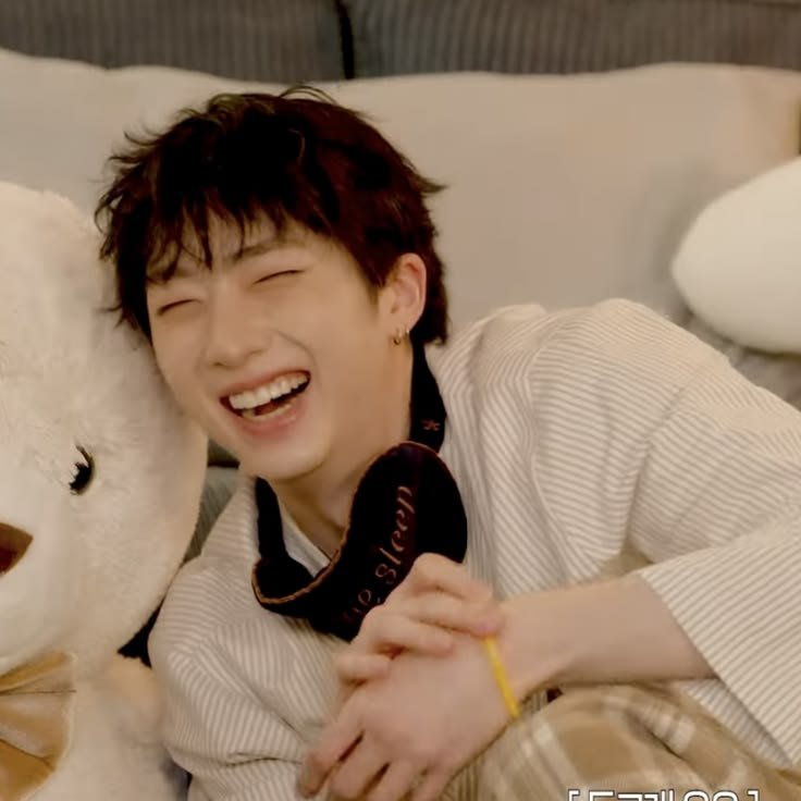prettyboy_p1h's tweet photo. jiung's passion for everything he does inspires me to be more passionate about the things i'm doing in my own life. today, i wish him the happiest of birthdays, and i hope he knows just how loved he is. happy birthday jiung, our shining star 💜

#HAPPY_JIUNG_DAY https://t.co/PtC3Ufo8Y4