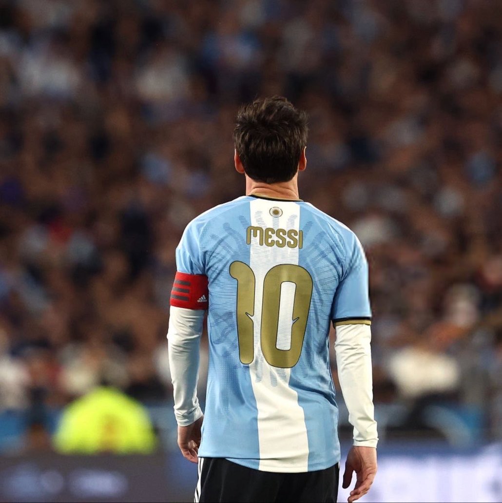futtmais's tweet photo. Lionel Andrés Messi Cuccittini.

A despedida está completa.

🔟 https://t.co/Mg3pc2pK7b