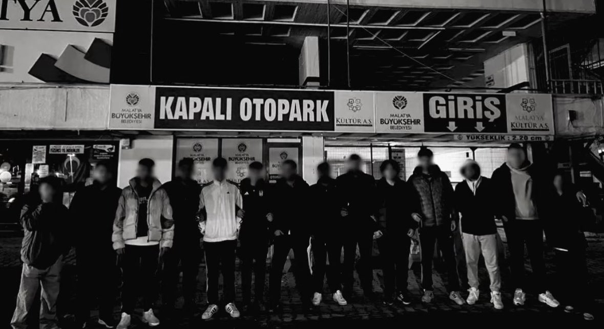 unibjkmalatya's tweet photo. ORADA, BURADA, ŞURADA… GÖZÜNÜZÜN GÖRDÜĞÜ HER YERDEYDİK. 🦅⚔️

#BURALARDAYIZ
#unibjkmalatya
#unibjk https://t.co/HtVpig4Joy