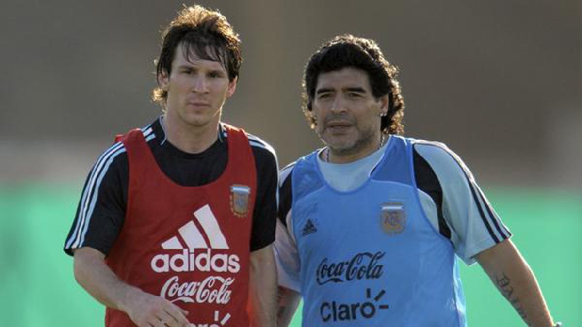 LanataPPT's tweet photo. Haciendo un paralelismo con el Rock: Maradona fue el famoso artista que muere a los 27 años de sobredosis (hay muchísimos casos) y Messi es The Rolling Stones (lo mejor de todos los tiempos) https://t.co/ONQzIi8elQ