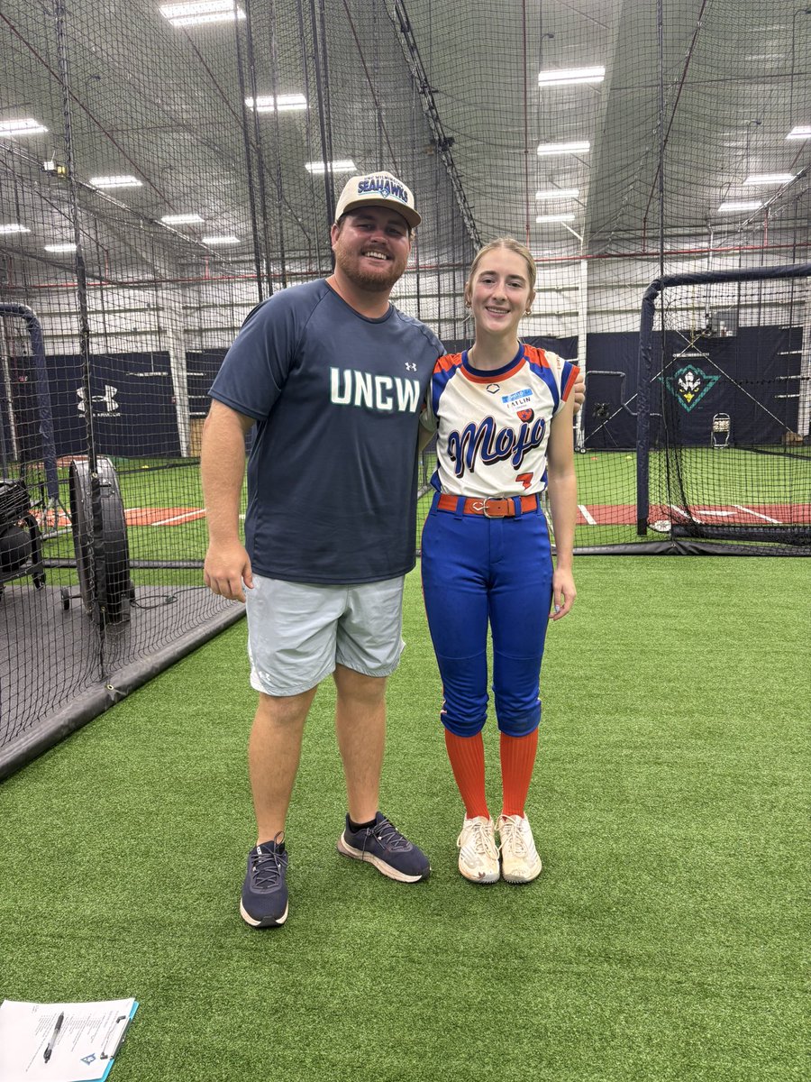 2029Compton's tweet photo. Thank you to all the coaches and players at UNCW for a great camp! I really enjoyed talking to the players and learning more about the environment. https://t.co/7m1gt1saNK