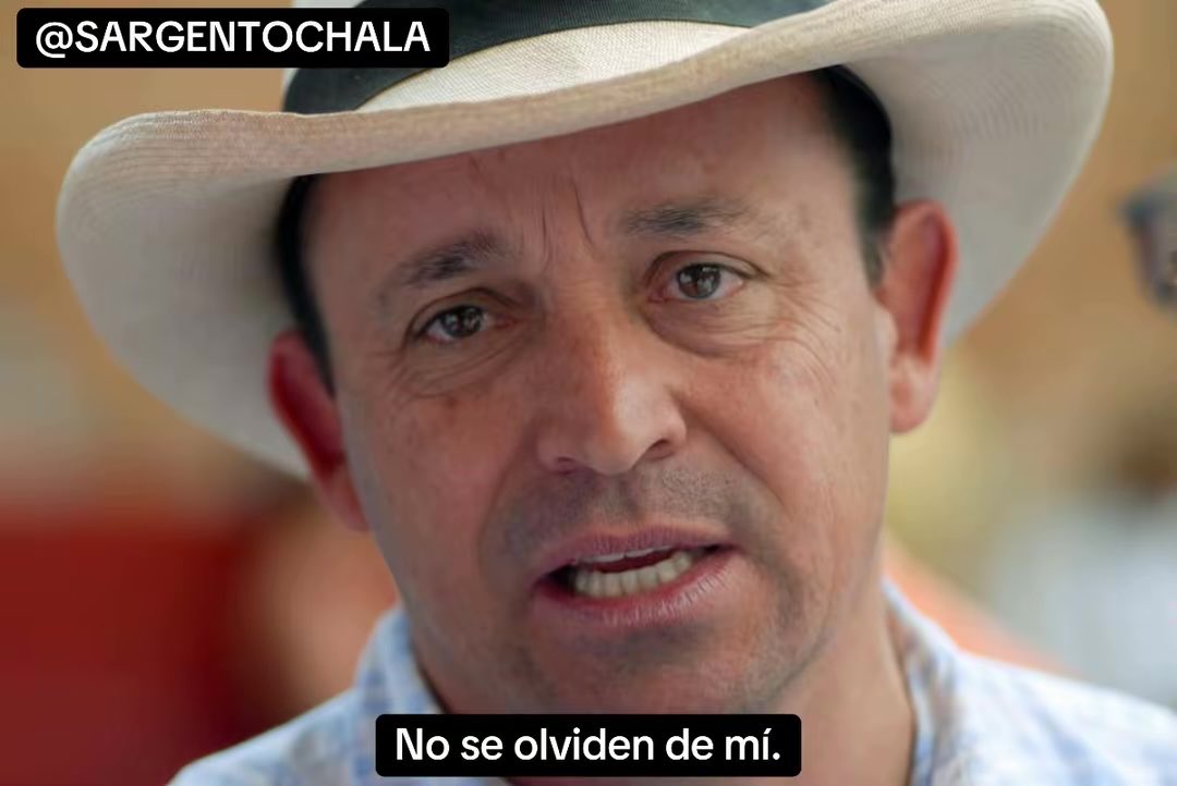 SARGENTOCHALA's tweet photo. Dado que se está trasladando a todos los “pillos” a cárceles de máxima seguridad algo que me parece muy bien, ya que los cuarteles no deben ser refugio para bandidos vale la pena preguntarse:

 ¿cuándo se realizará el traslado del paramilitar Santiago Uribe Vélez, condenado a 28 años por concierto para delinquir agravado, por la conformación del grupo paramilitar Los 12 Apóstoles, y por homicidio agravado, por el asesinato de Camilo Barrientos? 

Actualmente, este hampón se encuentra recluido en el Grupo de Caballería del @COL_EJERCITO Juan del Corral, ubicado en el municipio de Rionegro, Antioquia.

@ABDELAESPRIELLA