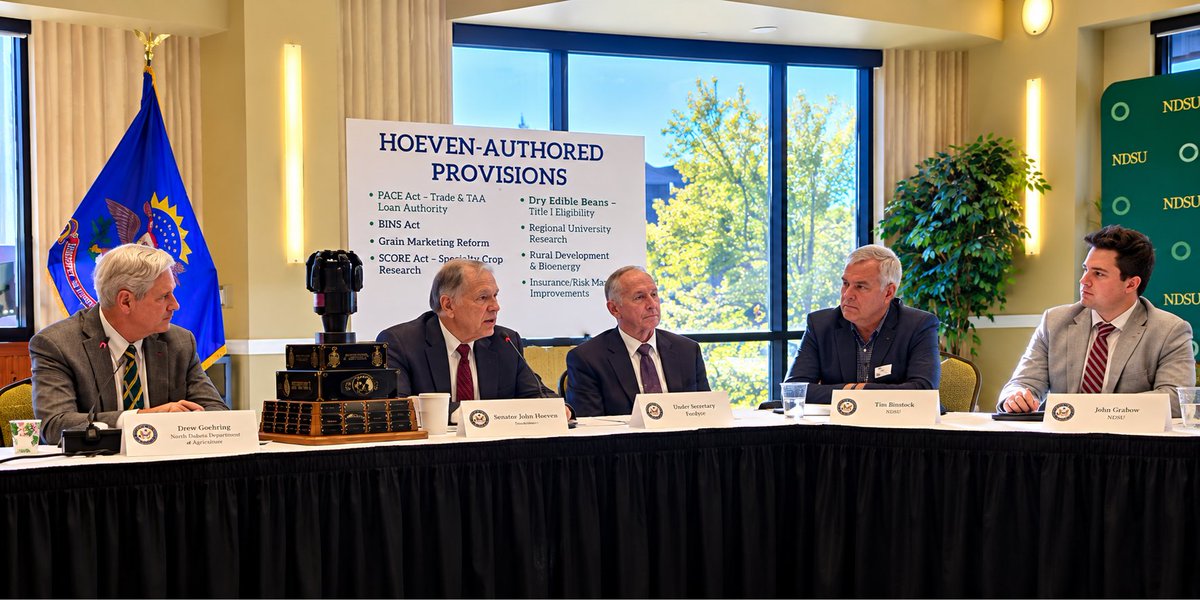 peasloveharmony's tweet photo. Pulse growers had a seat at the Farm Bill table today in Fargo. 🌱

NPGA shared grower priorities on risk management, trade, research and rising input costs.

#FarmBill #PulseCrops #NorthernPulse https://t.co/fNxG2hzSlI