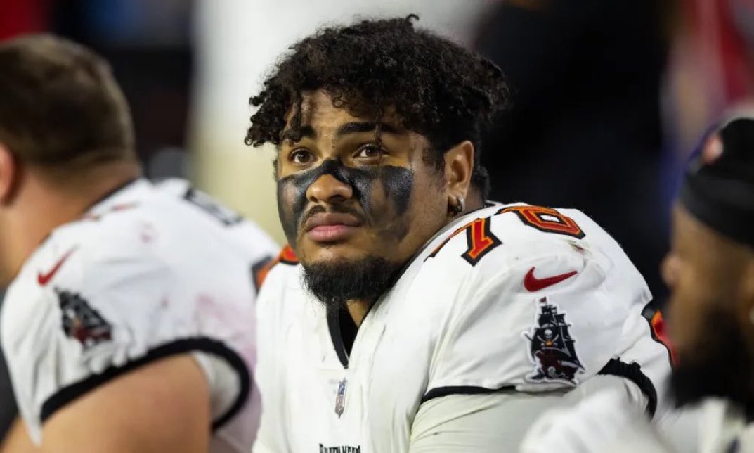 FearBaker's tweet photo. Highest pass blocker grades this season

Tristan Wirfs                  87.5
Dominick Puni              84.2
Damien Lewis               83.8
Christian Mahogany   83.7
Garett Bolles                 83.6

(h/t @PFF) https://t.co/yHOfbYmm2j