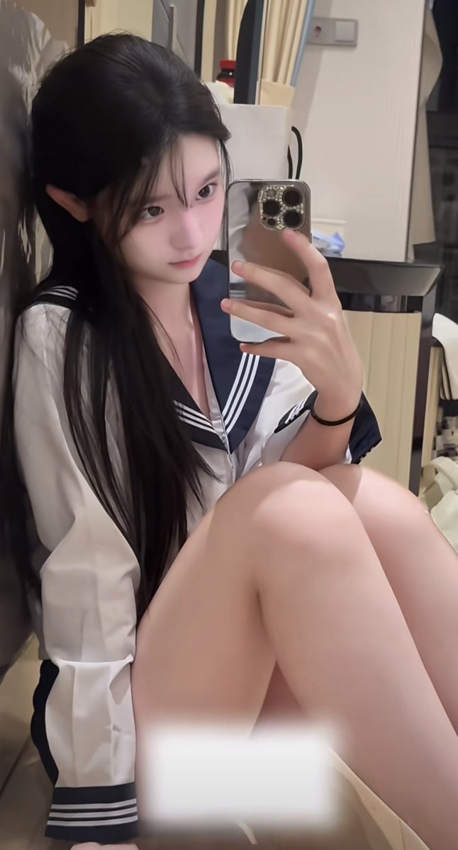 brooke28mk4's tweet photo. 在校高中生！！

7天假最后一天，好无聊！！

有人想锐评一下我的粉福嘛 🥹   

看🐻！看福！不要🚪！

看完不许瞎说，赶紧看，我要删了 https://t.co/6Ech34COdb