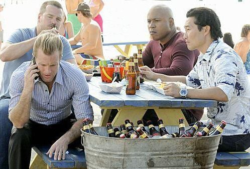 TheRealAJ_'s tweet photo. @CBSMornings @llcoolj @ncisverse I remember @llcoolj & #ScottCaan crossing paths on @HawaiiFive0CBS and @NCISLA two-part crossover "Touch of Death." The episode aired on April 30, 2012, with the Hawaii Five-0 episode "Pa Make Loa". Then it continued on May 1, 2012 with @NCISLA. ๐๐
#Throwback https://t.co/LO8pz3LDtR