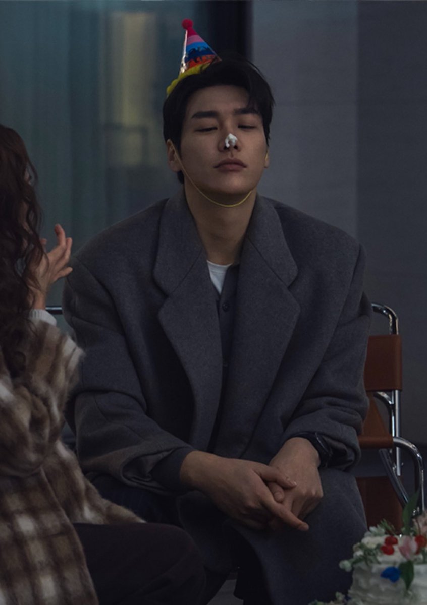 Sai129028's tweet photo. Kim Young Kwang, you are so back on the role you were good at and have been. You really have all the qualities and ability.
Soon you will recharge your fans’ batteries to 100%. Thanks.
🫀🩺🪫⚡️🩷🔋
#김영광 #KimYoungKwang
#BaekHoRang #NaBoBae
#TakeChargeofMyHeart🩷
#나를충전해줘🩷 https://t.co/NgdvunOr7P