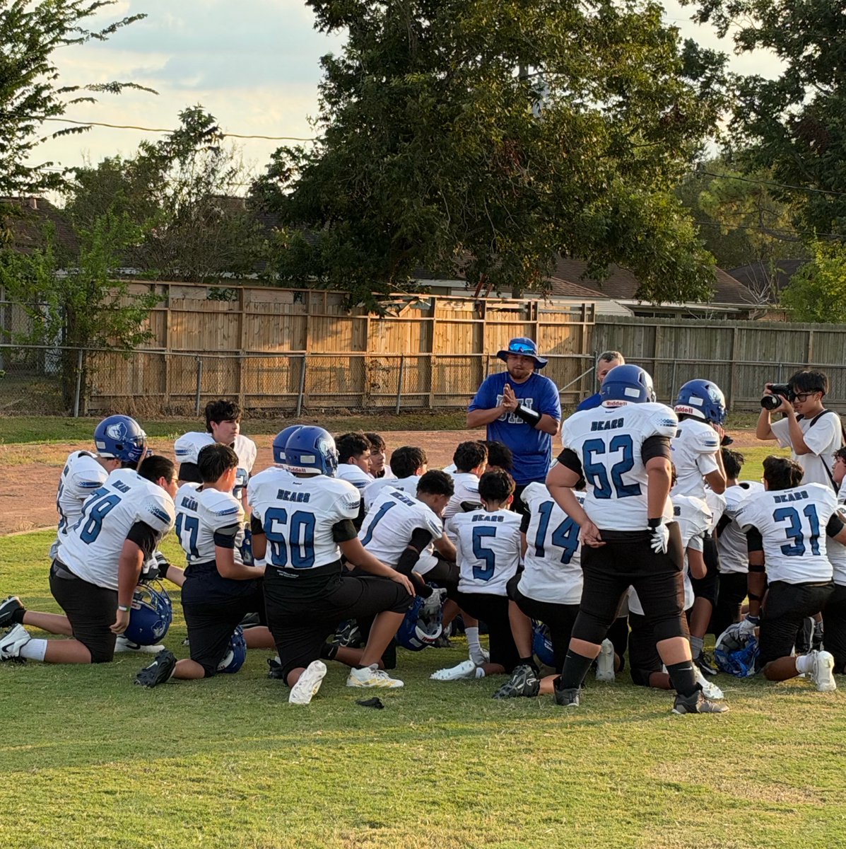 BHIAthletics's tweet photo. Some photos from today’s 8th Grade #BHIFootball games.
8A won 12-0 against San Jacinto
8B won 21-14 against San Jacinto
#BHIAthletics #BHIBears Pt. 3 https://t.co/Eu53lme5AE