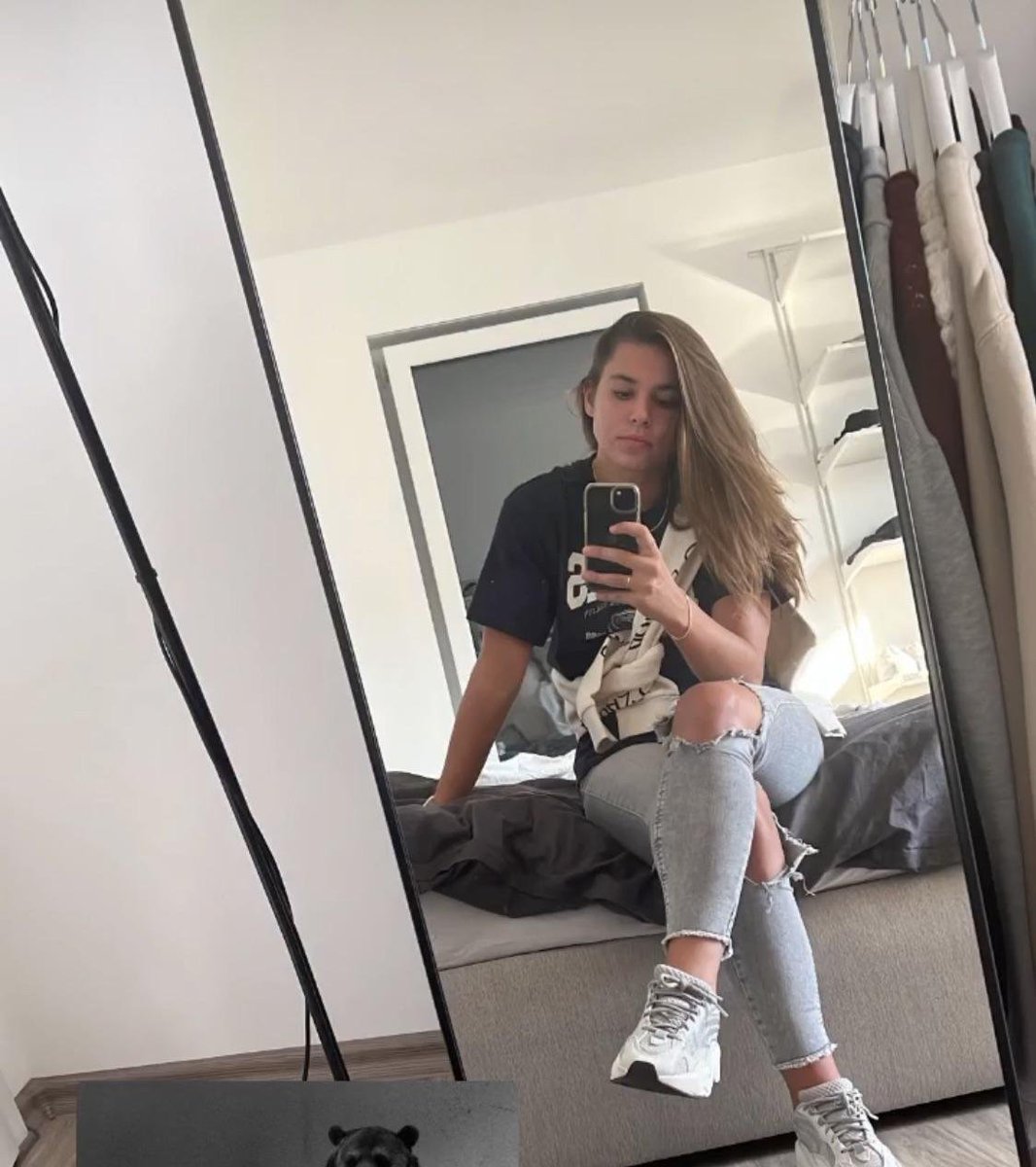 TrinityRodmanRP's tweet photo. You can just like this and say im cute https://t.co/tdfRPk2Y02