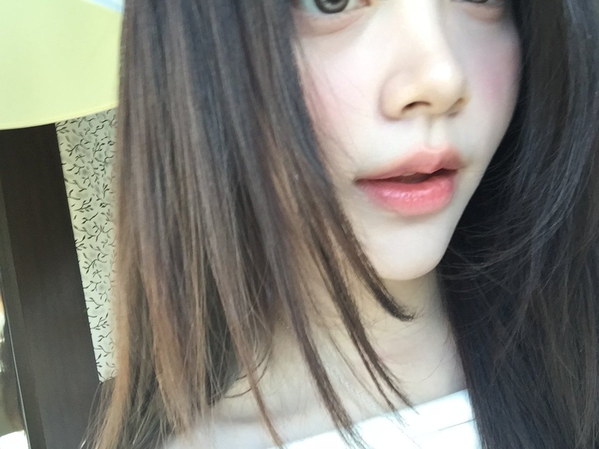 H2HCARMEN_INA's tweet photo. 071026 #CARMEN Weverse Post (1)

Bagaimana harimu?✨️🍂  

#Hearts2Hearts #카르멘
@Hearts2Hearts https://t.co/Q1Jcp0Oa81