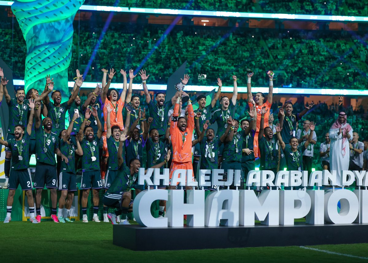 IHammam22's tweet photo. الحمدلله 🇸🇦🏆
ألف مبروك لوطننا الغالي هذا الإنجاز، ومبروك لأبطال الأخضر وجماهيره الوفية

والقادم افضل يا وجيه السعد 🫡 https://t.co/PcRCLx3BRc
