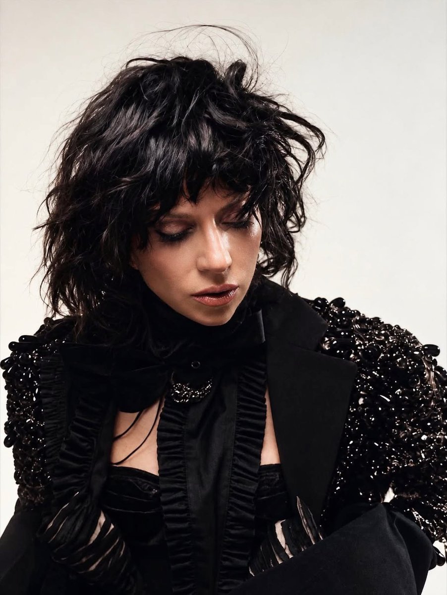 macoxox's tweet photo. MAYHEM. 🖤 https://t.co/mquu3lYOVP