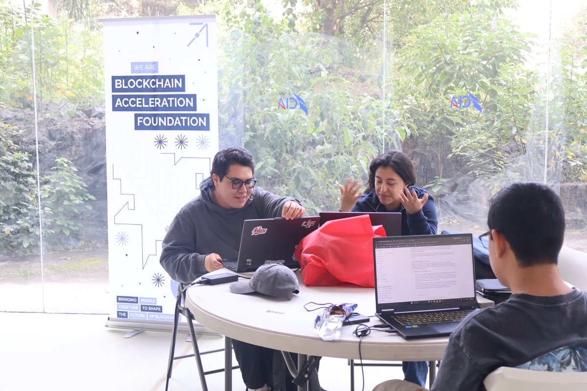 TheBAFNetwork's tweet photo. Closing Goya Hack at UNAM 🇲🇽

With @Cripto_UNAM, 122 builders spent four days building with AI and @StellarOrg at the School of Engineering, and 26 projects landed on APEX.

Our ambassadors also onboarded close to 500 students during Semana DIE. 

See you at the next one. https://t.co/1InHjSwVZS