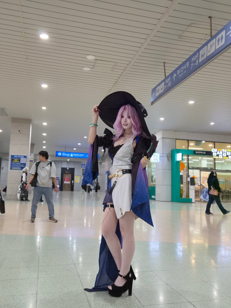 tive102132's tweet photo. 26.10.02 호요랜드 

붕괴 스타레일 - 제이드 

Model : @Ing1876 

#붕괴스타레일 #HonkaiStarRail https://t.co/GrNOX5udT3