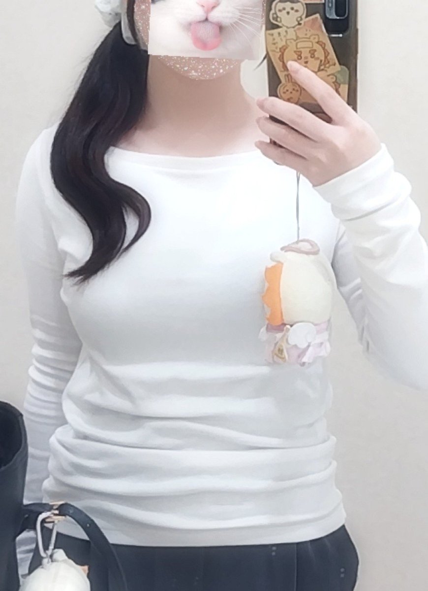 mell_11a's tweet photo. 社会人してる
 #裏垢女子  #裏アカ女子  #裏アカ男子と繋がりたい https://t.co/WaadXft0aP