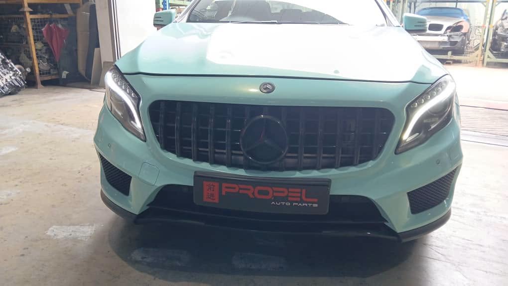 propelauto's tweet photo. 🔥 Mercedes W156 GLA200 LED Headlights — READY STOCK! 🔥
💡 Good Working Condition
🚨 Perfect for replacement & accident repair
⚡ Clean, genuine unit
📦 Ready stock in Singapore
#MercedesBenz #W156 #GLA200 #Headlights #LED #MercedesParts #Workshop #Singapore #PropelAutoParts https://t.co/rtAqTmgydk